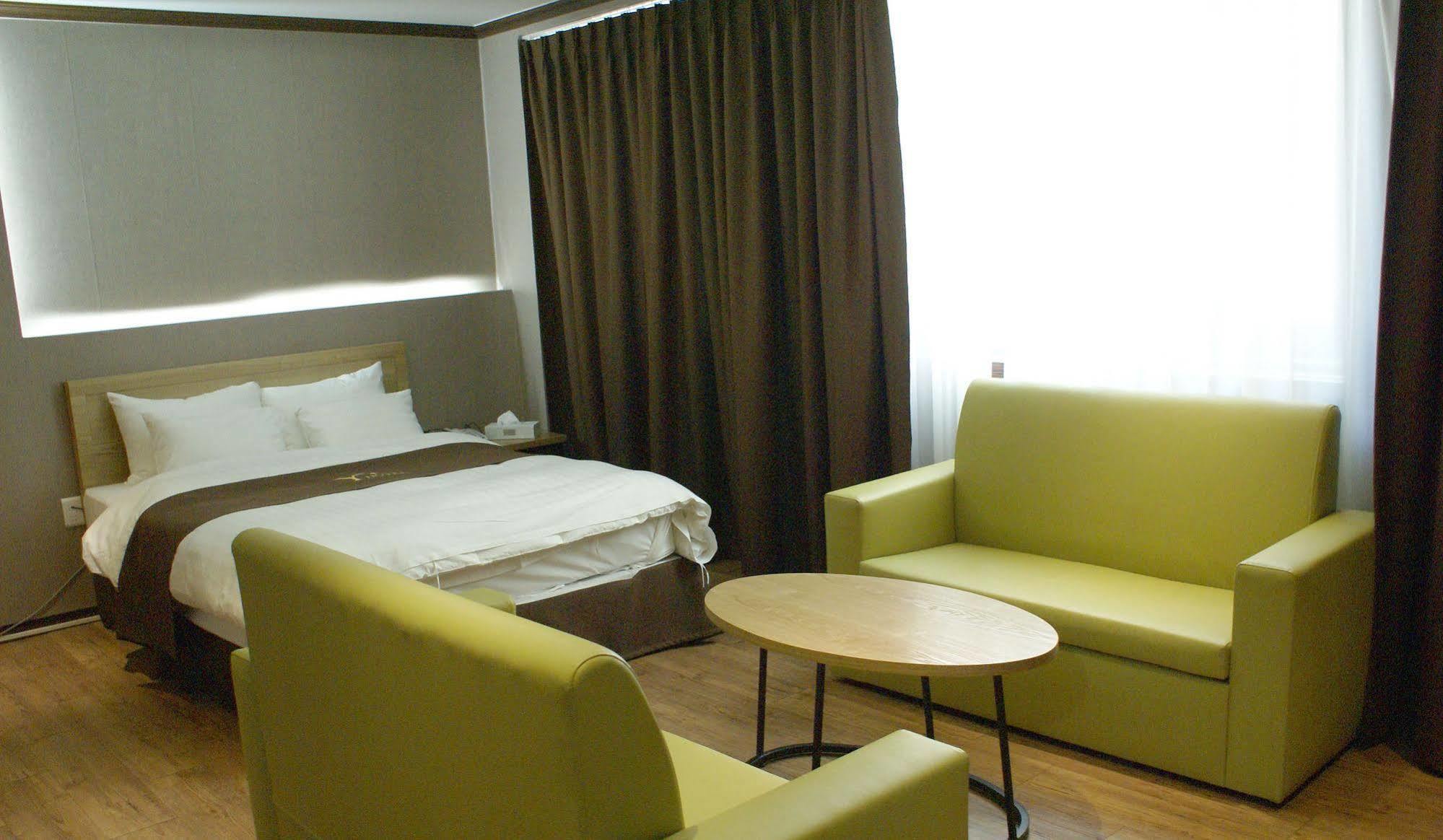 Y Ocean Hotel Yeosu Exterior foto